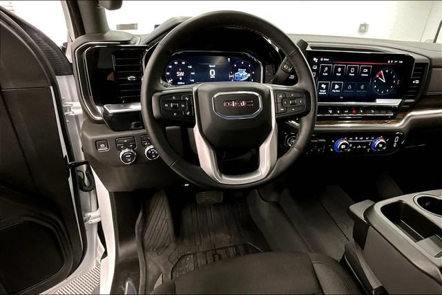Used 2024 GMC Sierra 3500 SLE w/ SLE Convenience Package AWD/4WD image 6