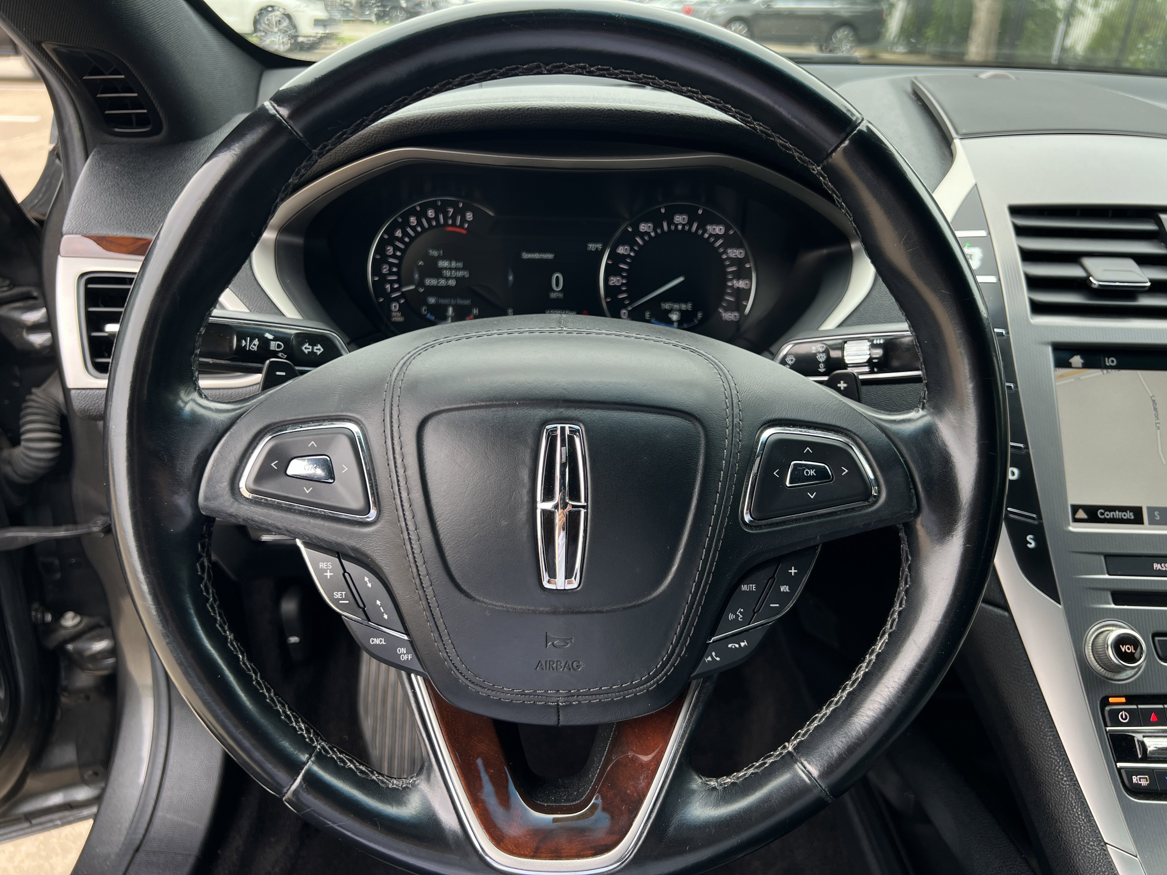 Used 2017 Lincoln MKZ Reserve w/ Technology Package image 11