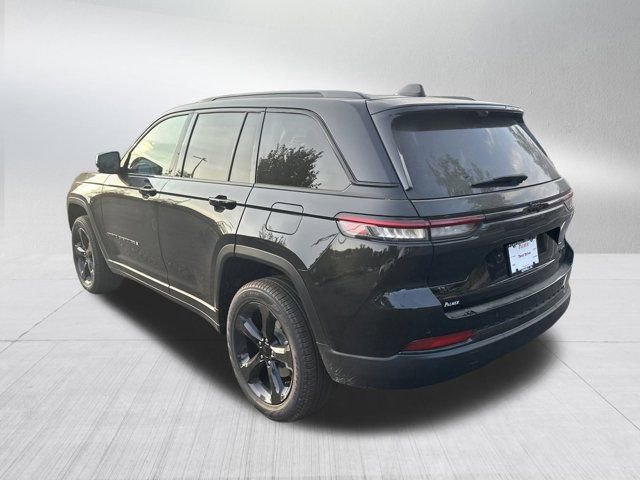 New 2025 Jeep Grand Cherokee Limited w/ Luxury Tech Group II image 7