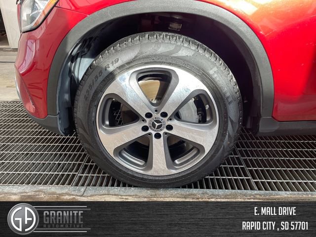 Used 2020 Mercedes-Benz GLC 300 4MATIC Coupe image 27