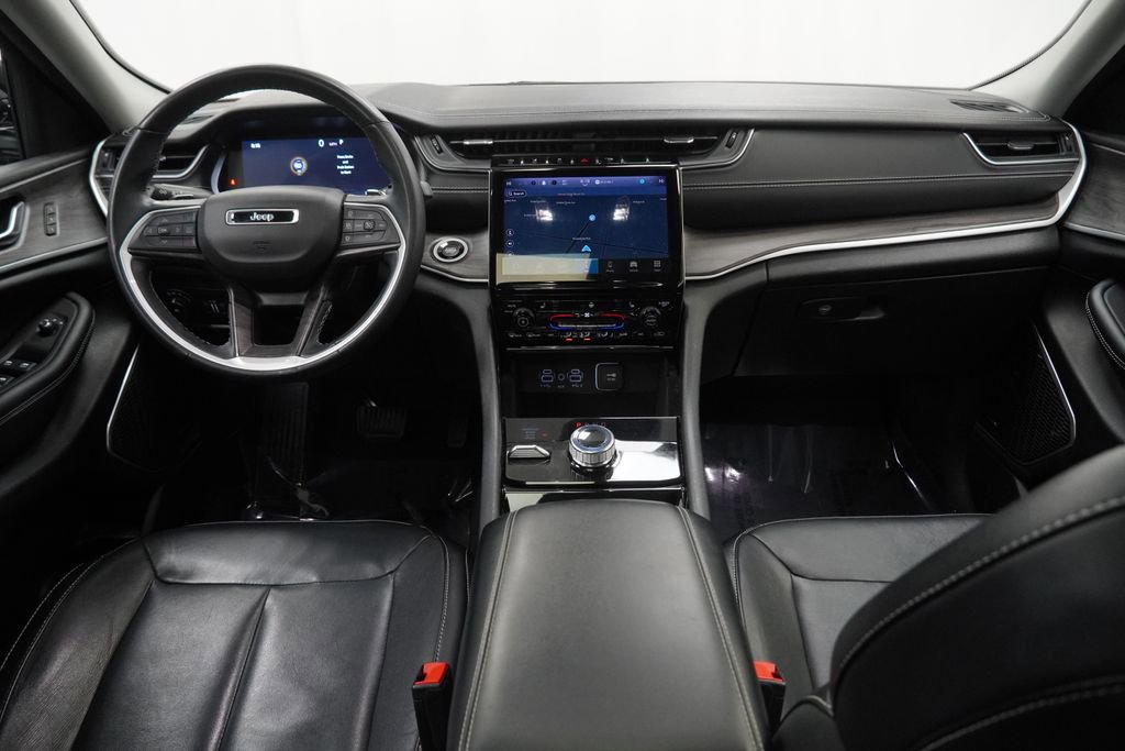 Used 2022 Jeep Grand Cherokee L Limited image 29