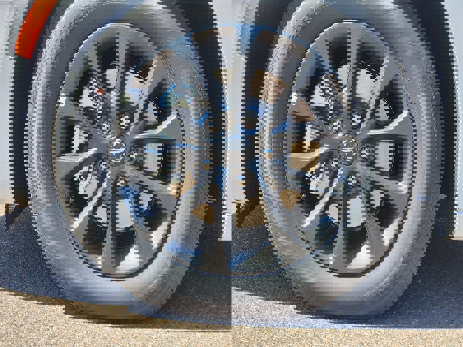 New 2025 Chrysler Pacifica Select w/ Fav Edition Package image 10