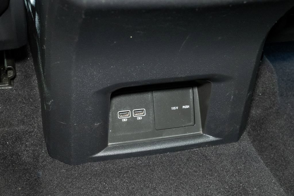 Used 2020 Volkswagen Atlas SEL R-Line image 27