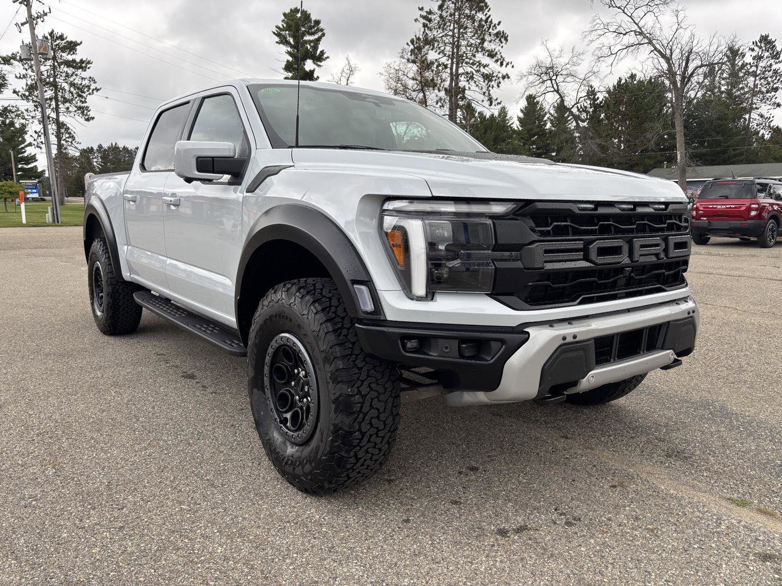 New 2025 Ford F150 Raptor video 1