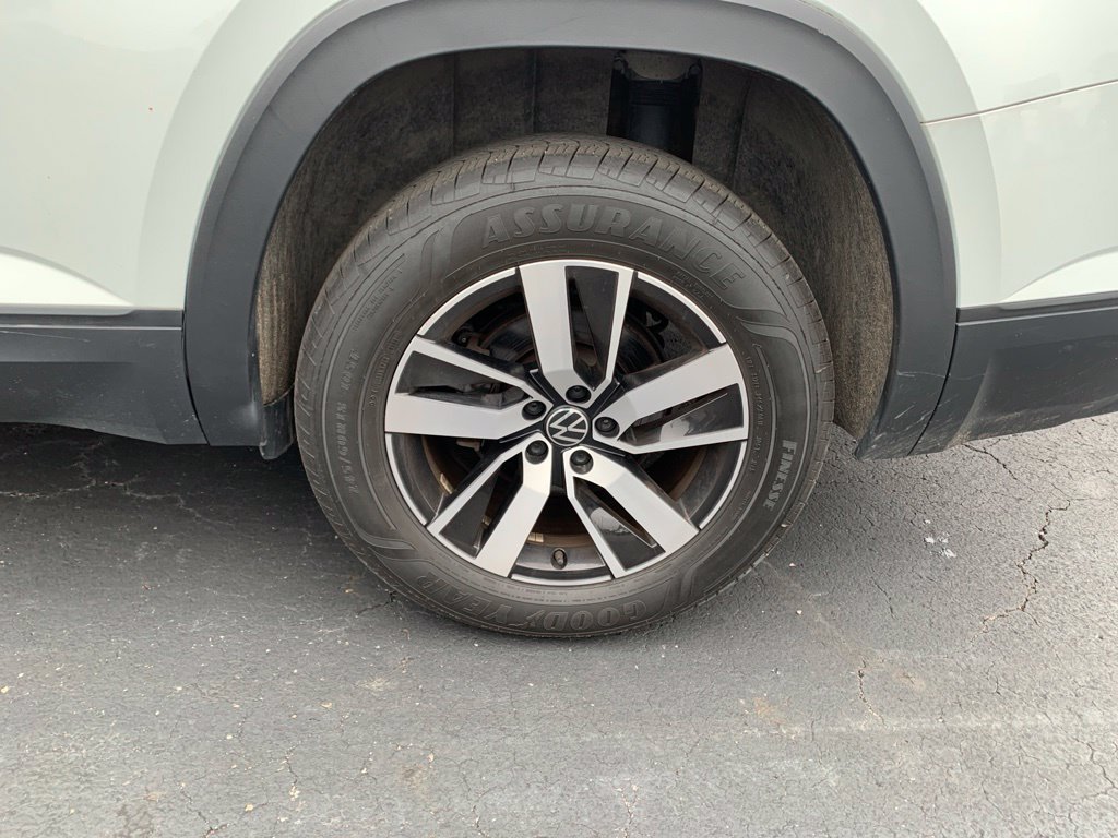 Used 2023 Volkswagen Atlas SE AWD/4WD image 18