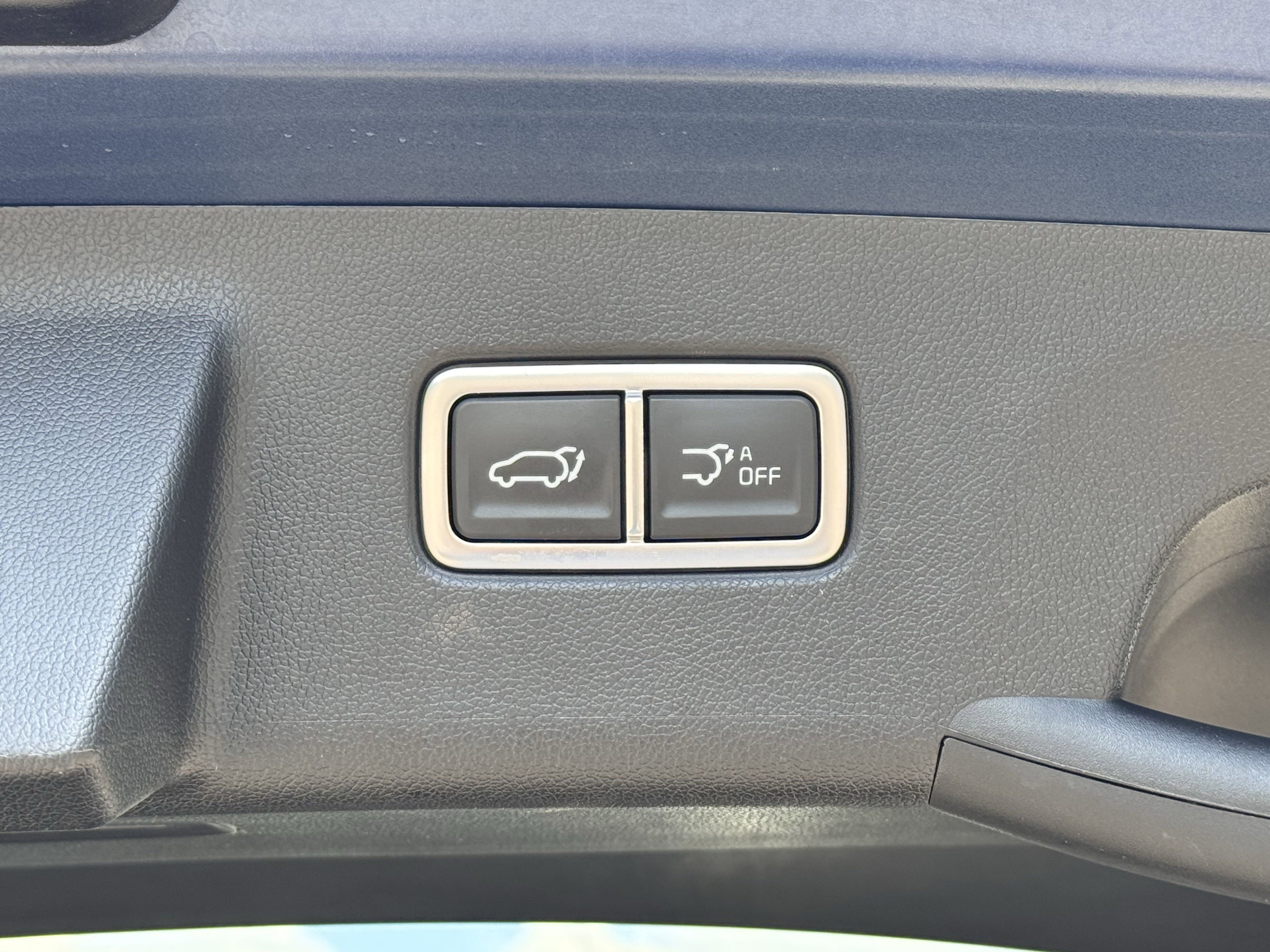 Certified 2024 Kia Sorento SX Prestige image 10