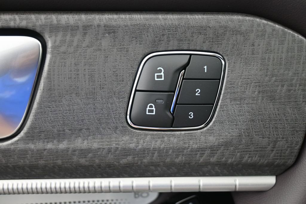 New 2026 Ford Explorer Platinum AWD/4WD image 24