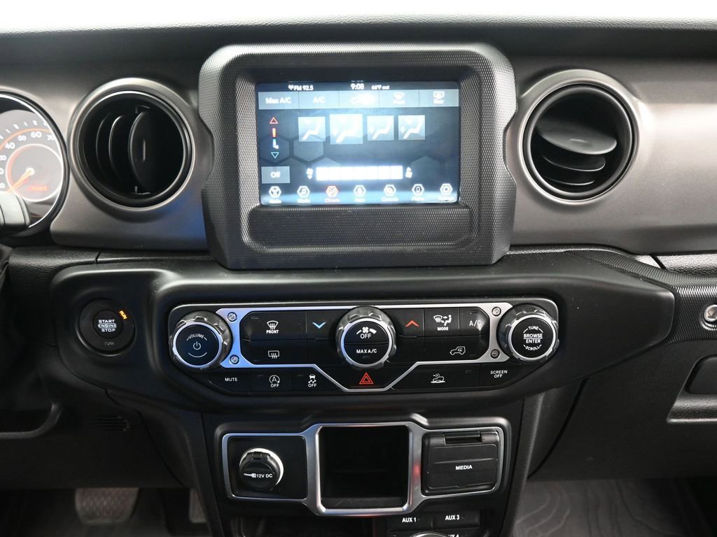 Used 2023 Jeep Wrangler Willys image 13