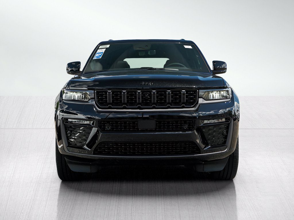 New 2026 Jeep Grand Cherokee Limited AWD/4WD image 2