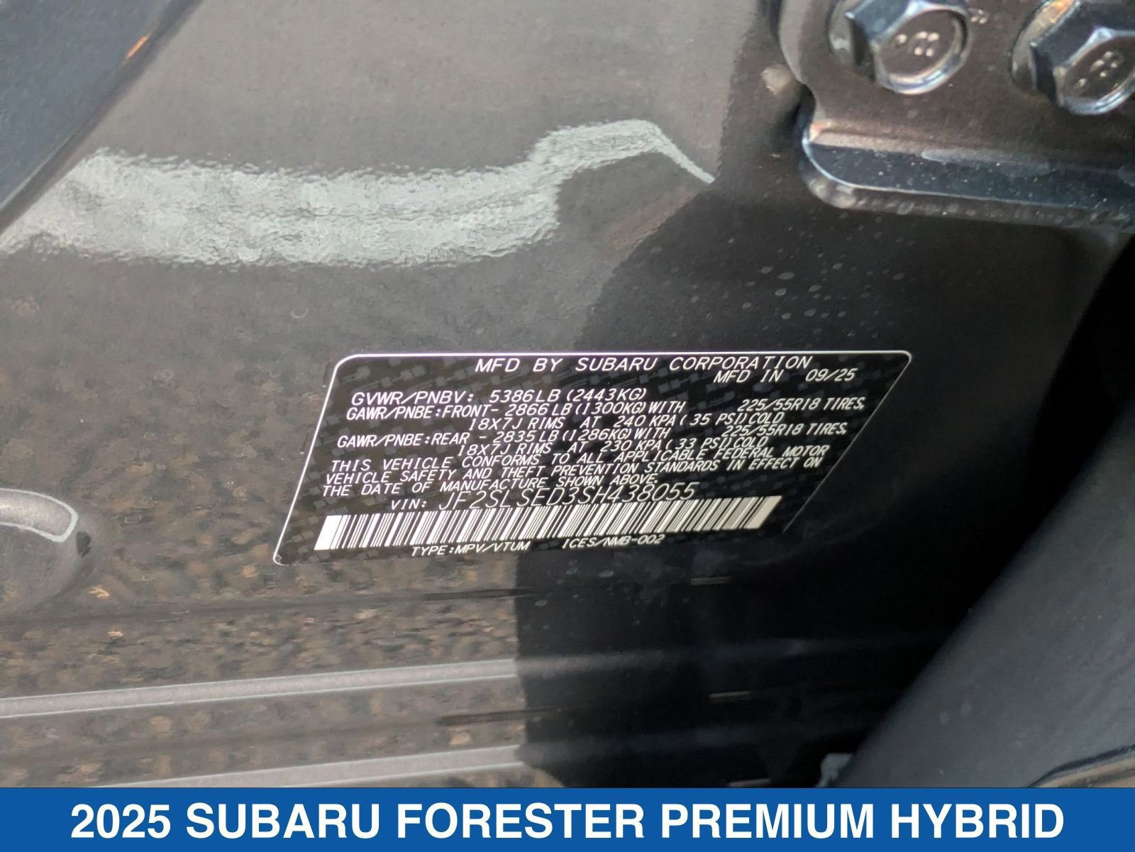 Certified 2025 Subaru Forester Premium image 31