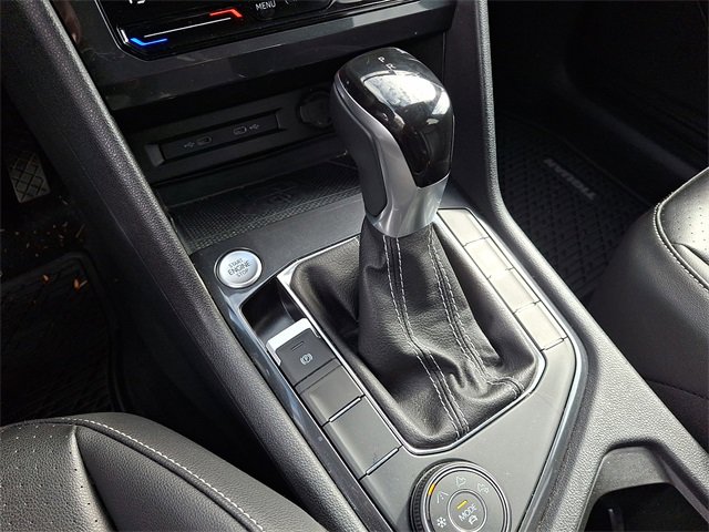 Used 2022 Volkswagen Tiguan SE image 17