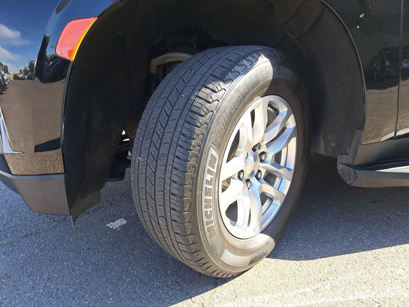 Used 2022 Chevrolet Tahoe LT w/ Luxury Package image 38