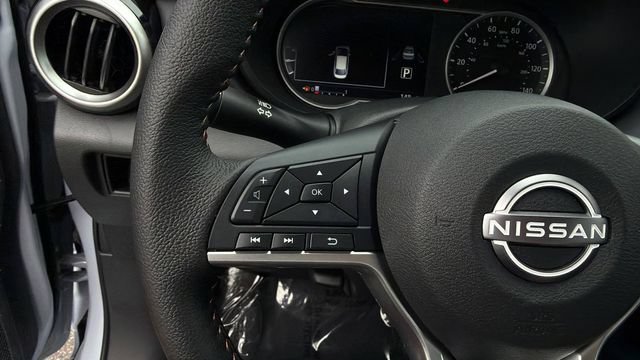 Used 2025 Nissan Versa SR w/ Trunk Package FWD image 22