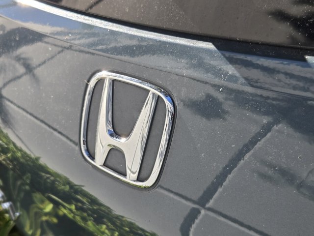 Used 2025 Honda HR-V Sport image 11