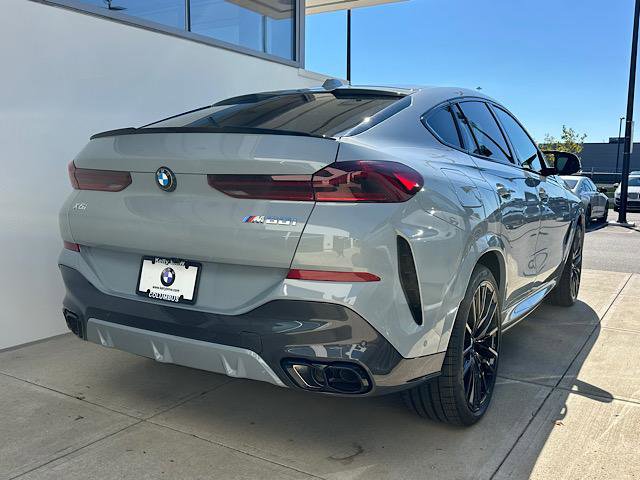 New 2026 BMW X6 M60i image 3