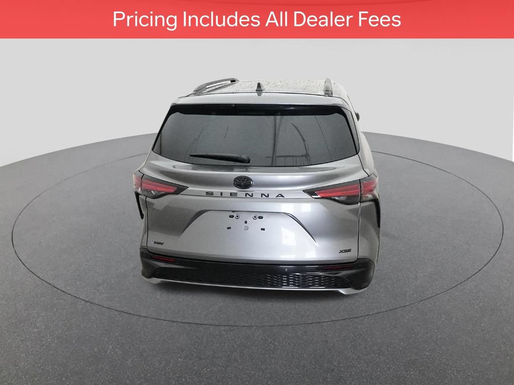 New 2026 Toyota Sienna XSE FWD image 8