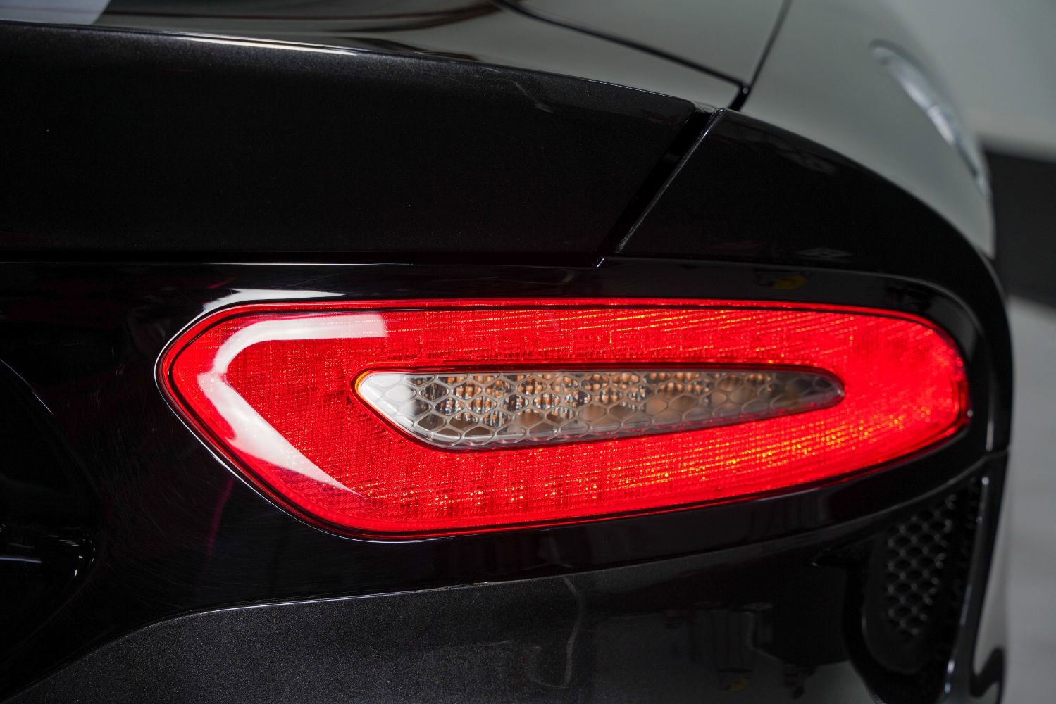 Used 2014 SRT Viper GTS image 25