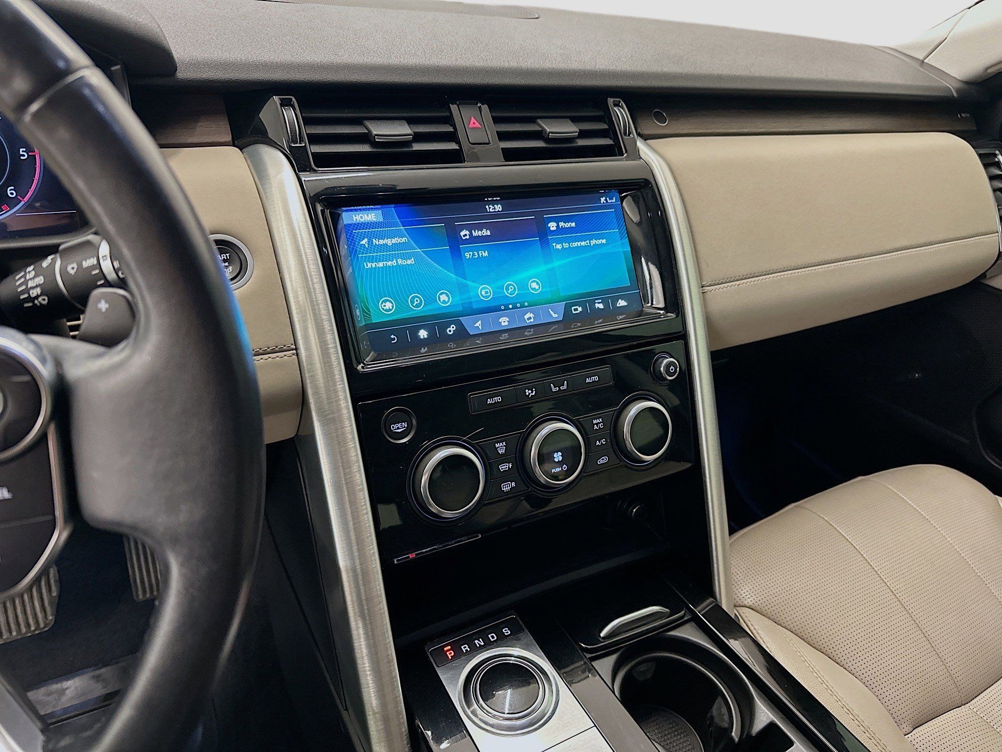 Used 2018 Land Rover Discovery HSE AWD/4WD image 24