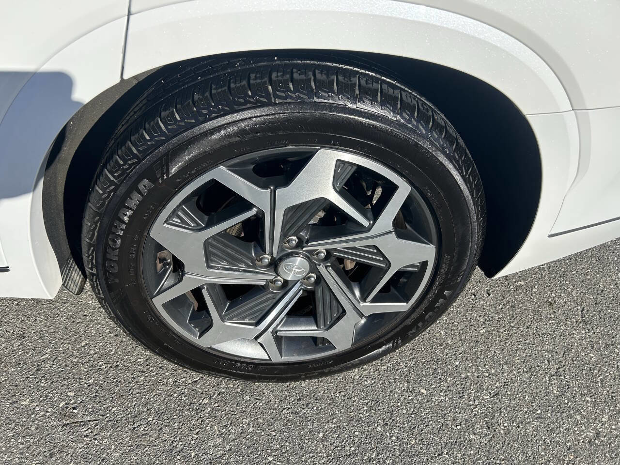 Used 2021 Hyundai Palisade Calligraphy image 11