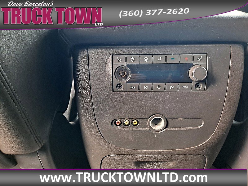 Used 2014 GMC Yukon XL Denali image 18