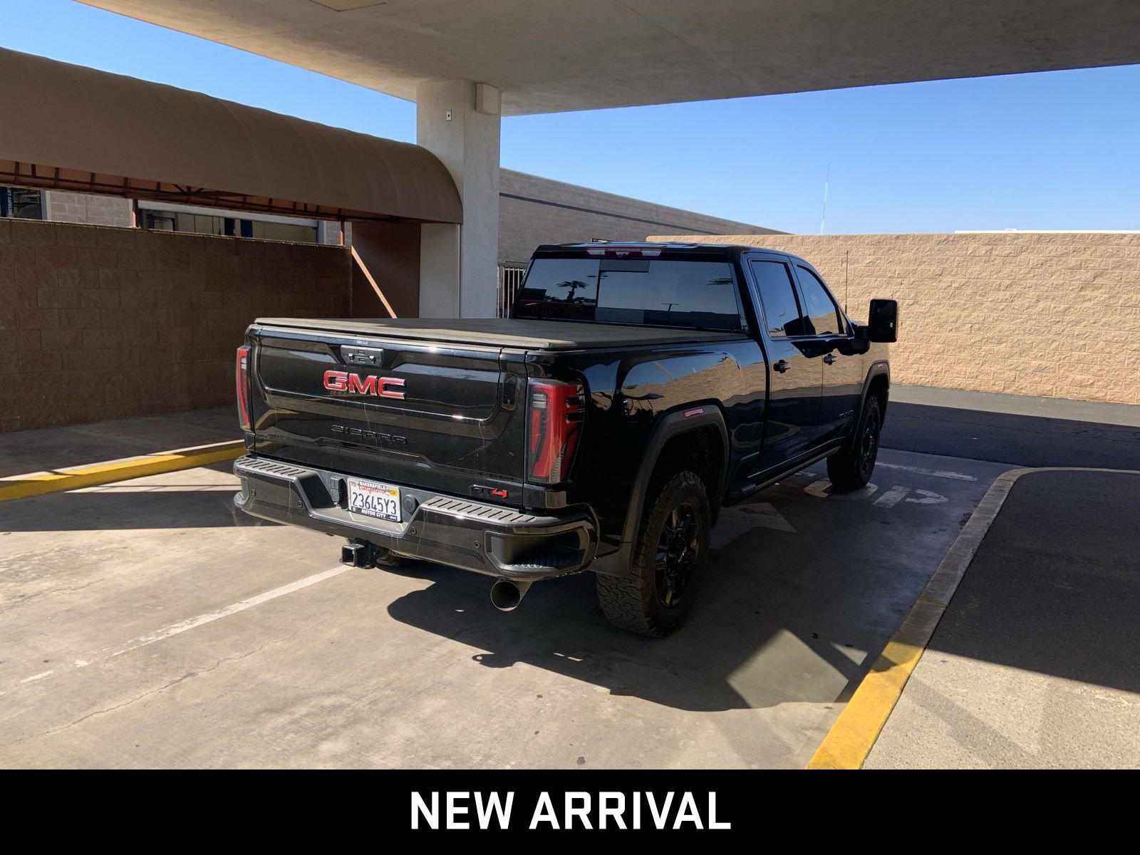 Certified 2024 GMC Sierra 2500 AT4 w/ AT4 Premium Plus Package image 4