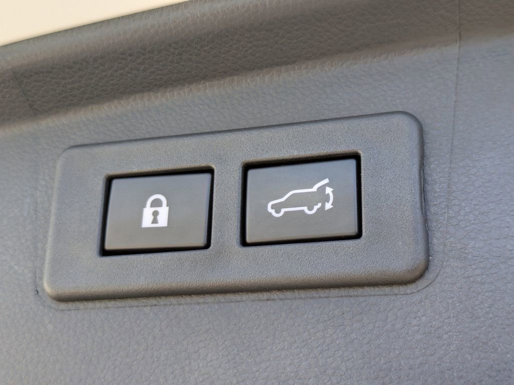 Certified 2023 Subaru Outback Touring image 13