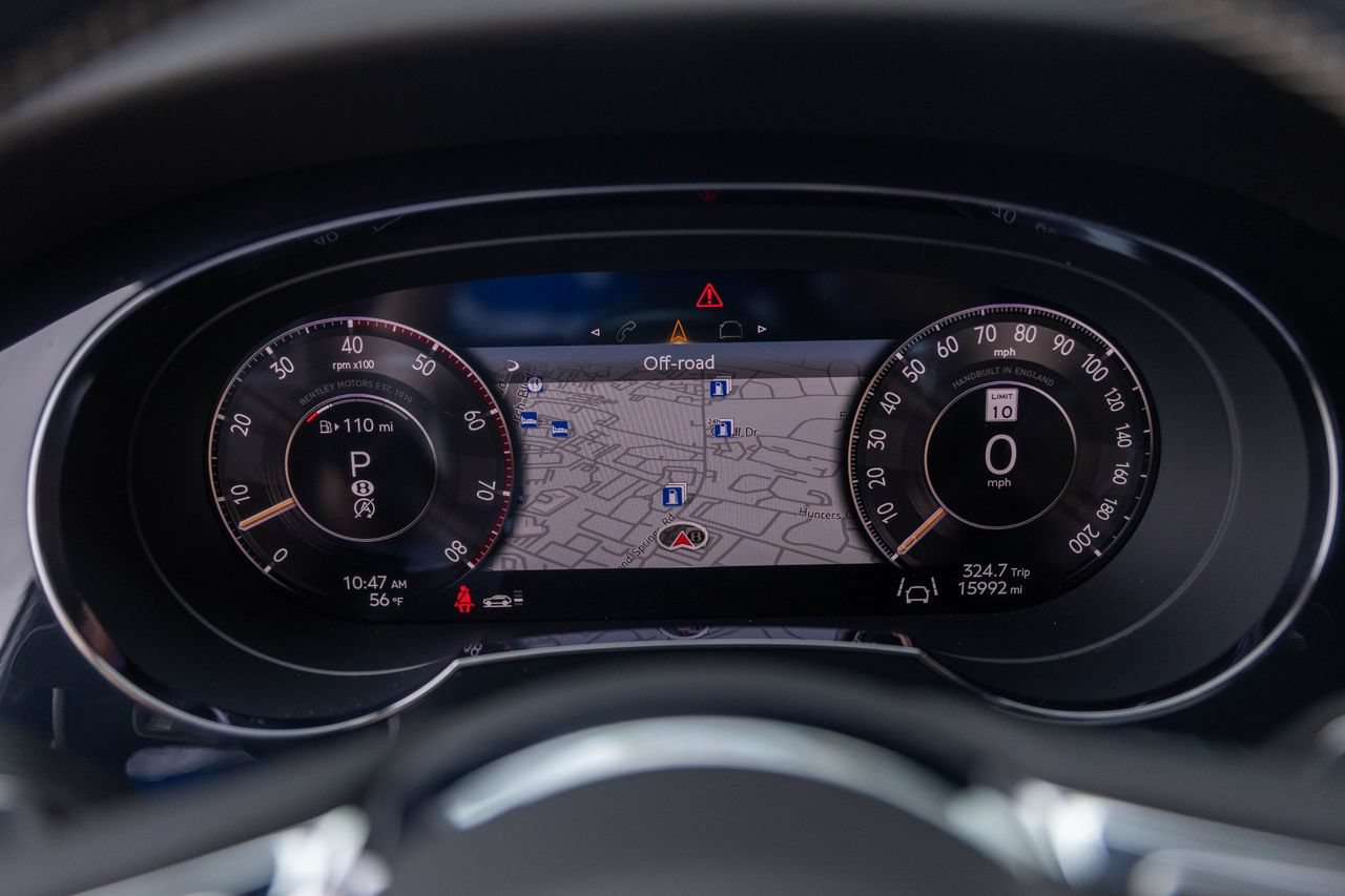 Certified 2024 Bentley Bentayga AWD/4WD image 28