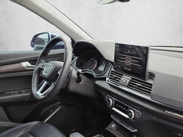 Certified 2023 Audi Q5 2.0T Premium w/ Convenience Package image 9