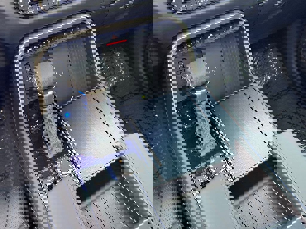 Used 2026 Toyota Sequoia Platinum image 17