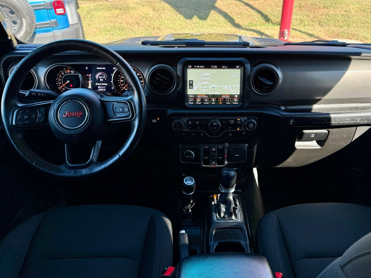 Used 2022 Jeep Wrangler Unlimited Sport image 6