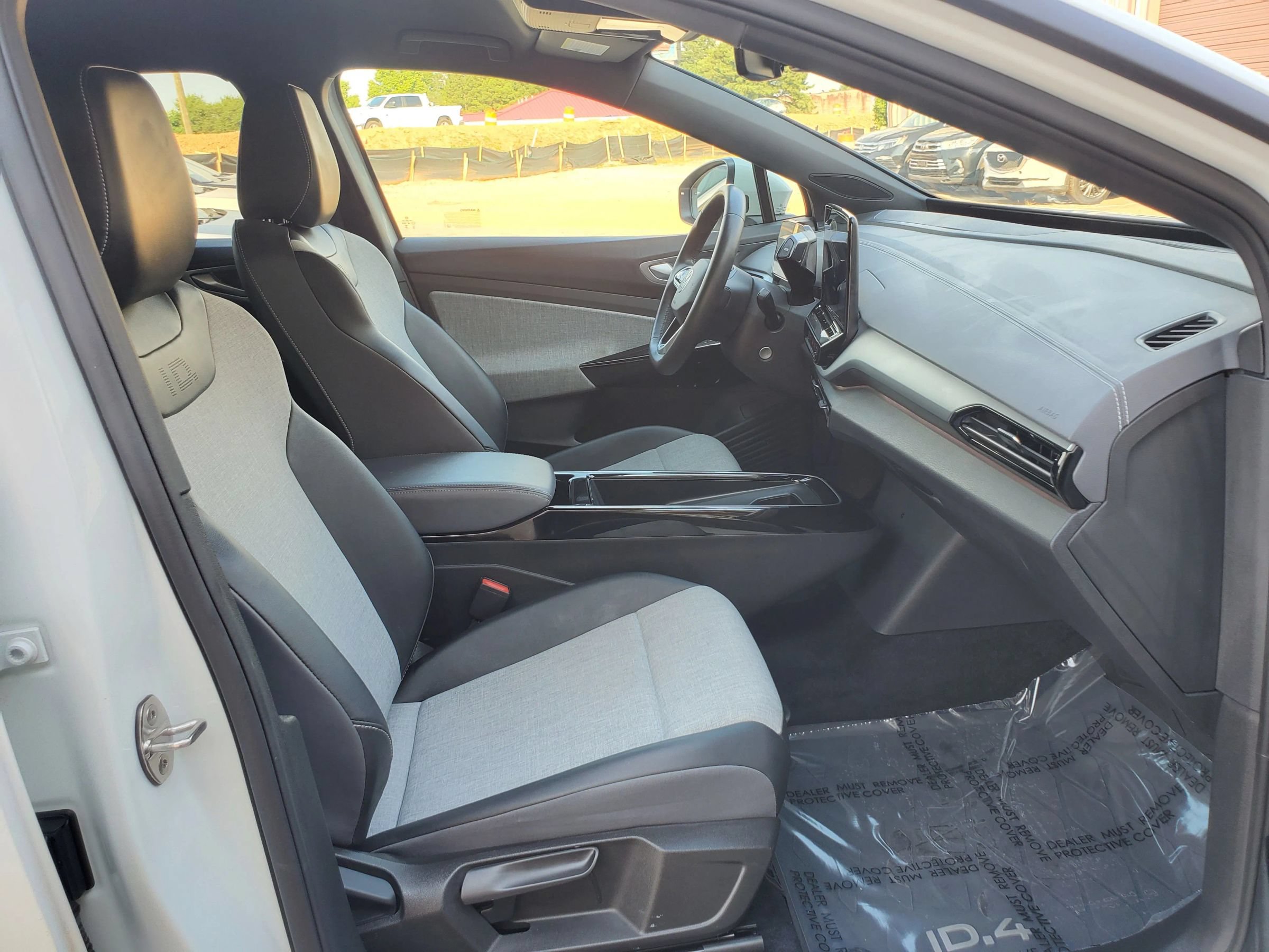 Used 2023 Volkswagen ID.4 Pro RWD image 27