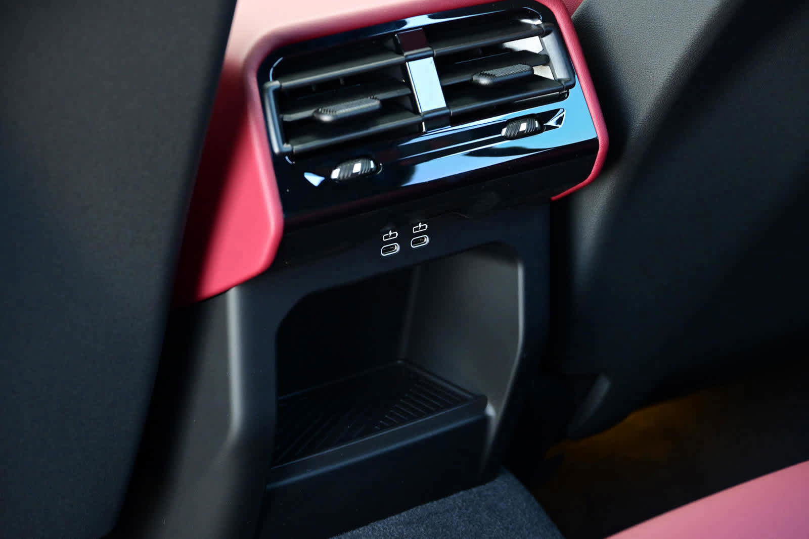 Used 2025 BMW i5 eDrive40i w/ Premium Package image 24