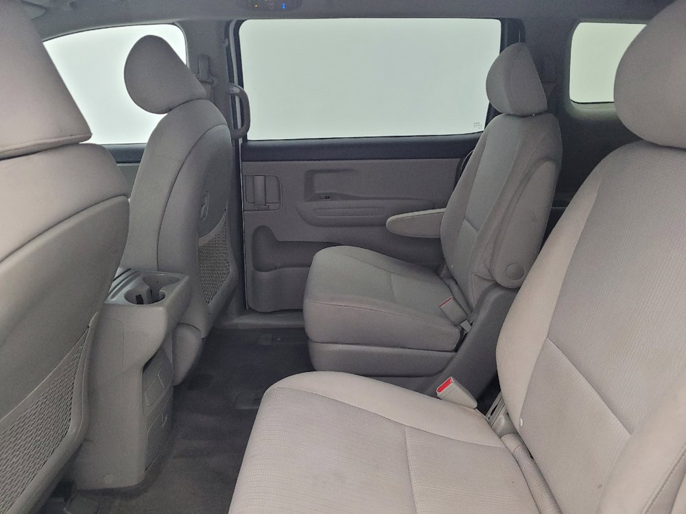 Used 2020 Kia Sedona L FWD image 18