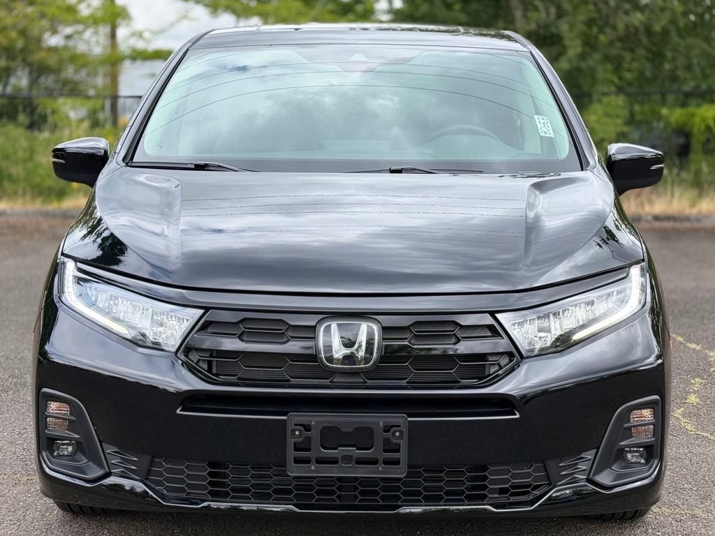 Used 2025 Honda Odyssey Touring image 8