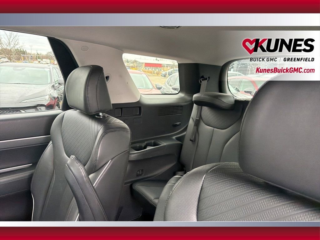 Used 2025 Hyundai Palisade SEL AWD/4WD image 30