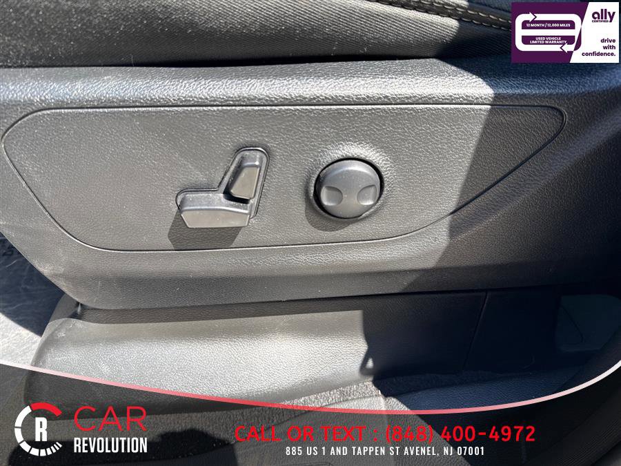 Used 2025 RAM 1500 Big Horn AWD/4WD image 13