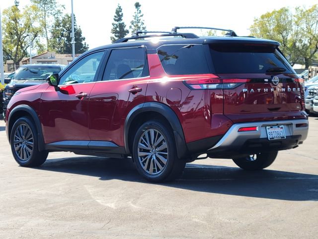 Used 2022 Nissan Pathfinder SL w/ SL Premium Package image 2