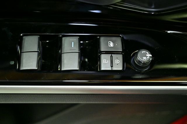 Certified 2024 Subaru Solterra Premium image 48