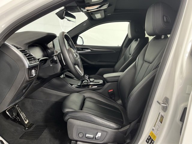 Used 2023 BMW X4 xDrive30i w/ M Sport Package image 11