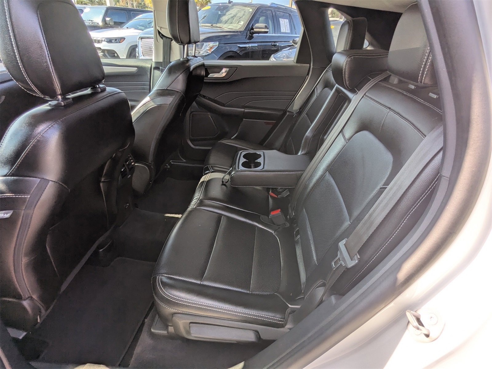 Used 2022 Ford Escape SEL w/ Technology Package image 15