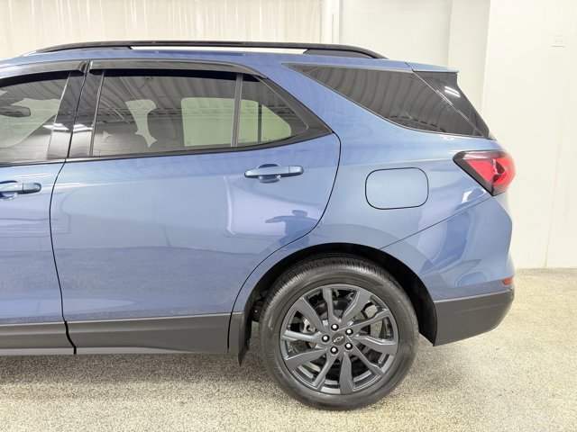 Used 2024 Chevrolet Equinox RS w/ LPO, Floor Liner Package FWD image 5