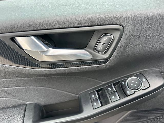 Used 2024 Ford Escape ST-Line image 17