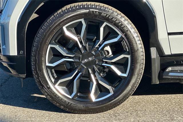 Certified 2024 GMC Sierra EV Denali image 25