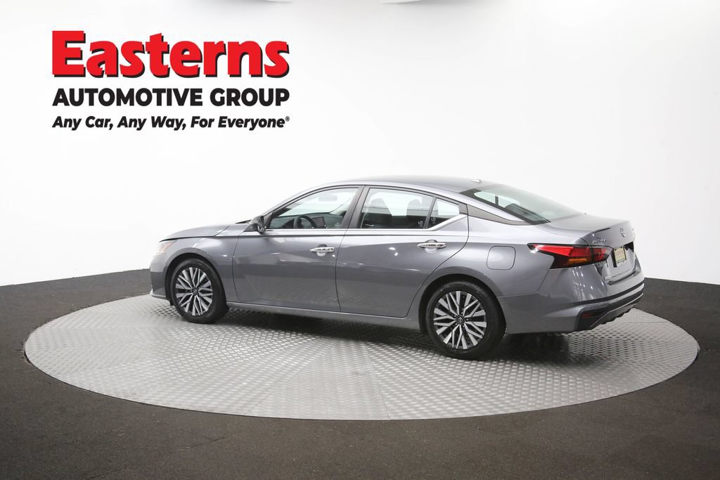 Used 2024 Nissan Altima 2.5 SV FWD image 62