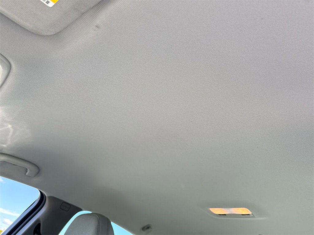 Used 2025 Chevrolet Malibu LT image 22