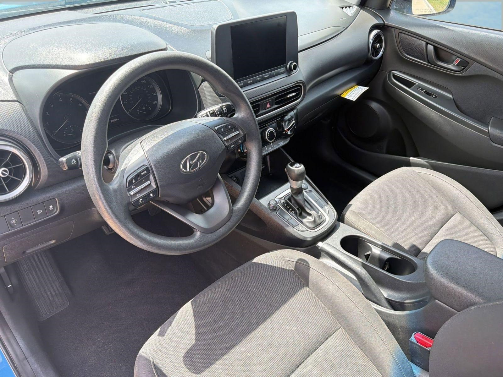 Certified 2022 Hyundai Kona SEL AWD/4WD image 4