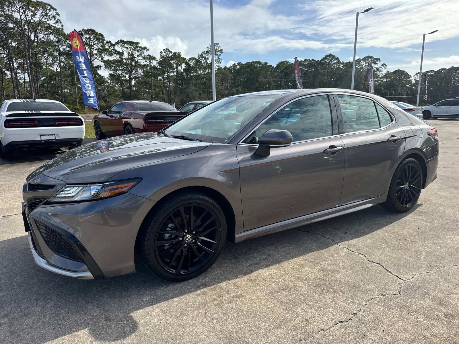 Used 2023 Toyota Camry XSE image 7