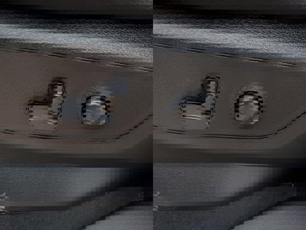 Used 2023 RAM 1500 Big Horn image 11