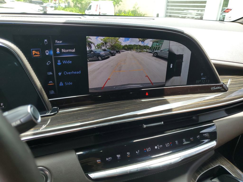 Used 2021 Cadillac Escalade ESV Sport w/ Driver Assist Tech Package AWD/4WD image 30