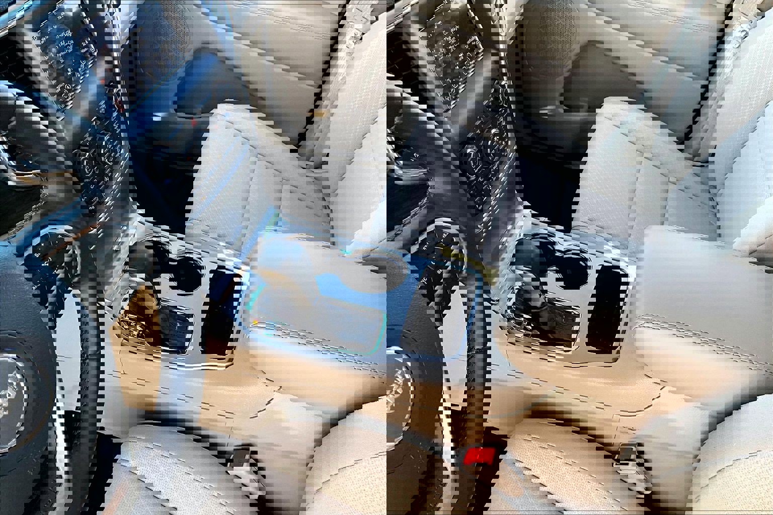 Used 2021 Jeep Grand Cherokee Laredo image 18